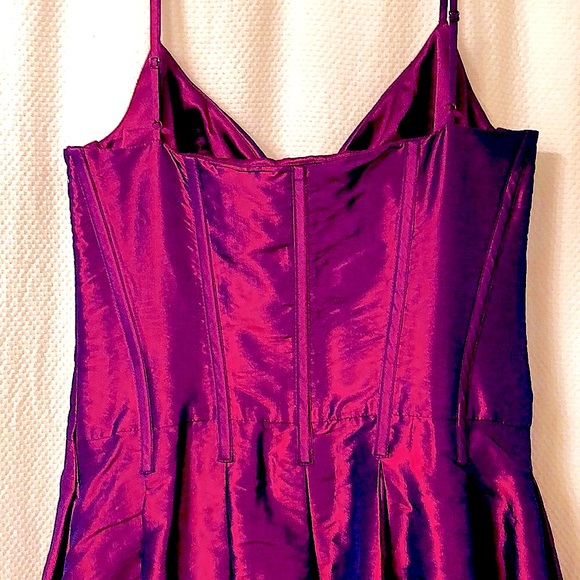 Lyndia Red Iridescent Valentine Minidress | 4 - Picture 4 of 9